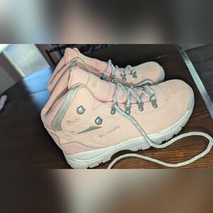 Colombia hiking boots